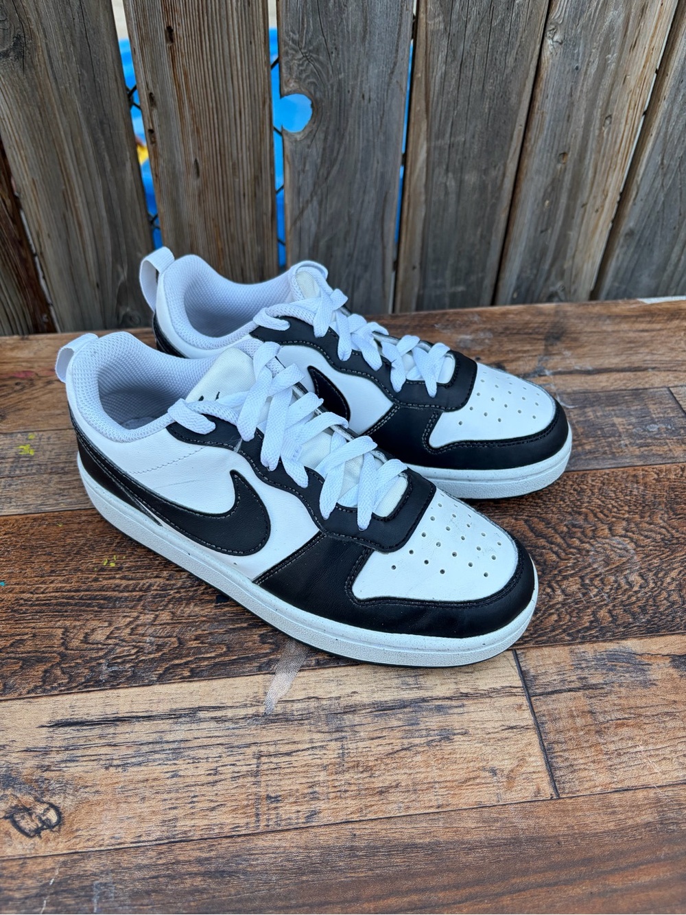 Nike Court Borough Low shoes kinds Size 4Y